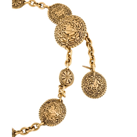 Authentic Vintage Chanel Medallion chain belt